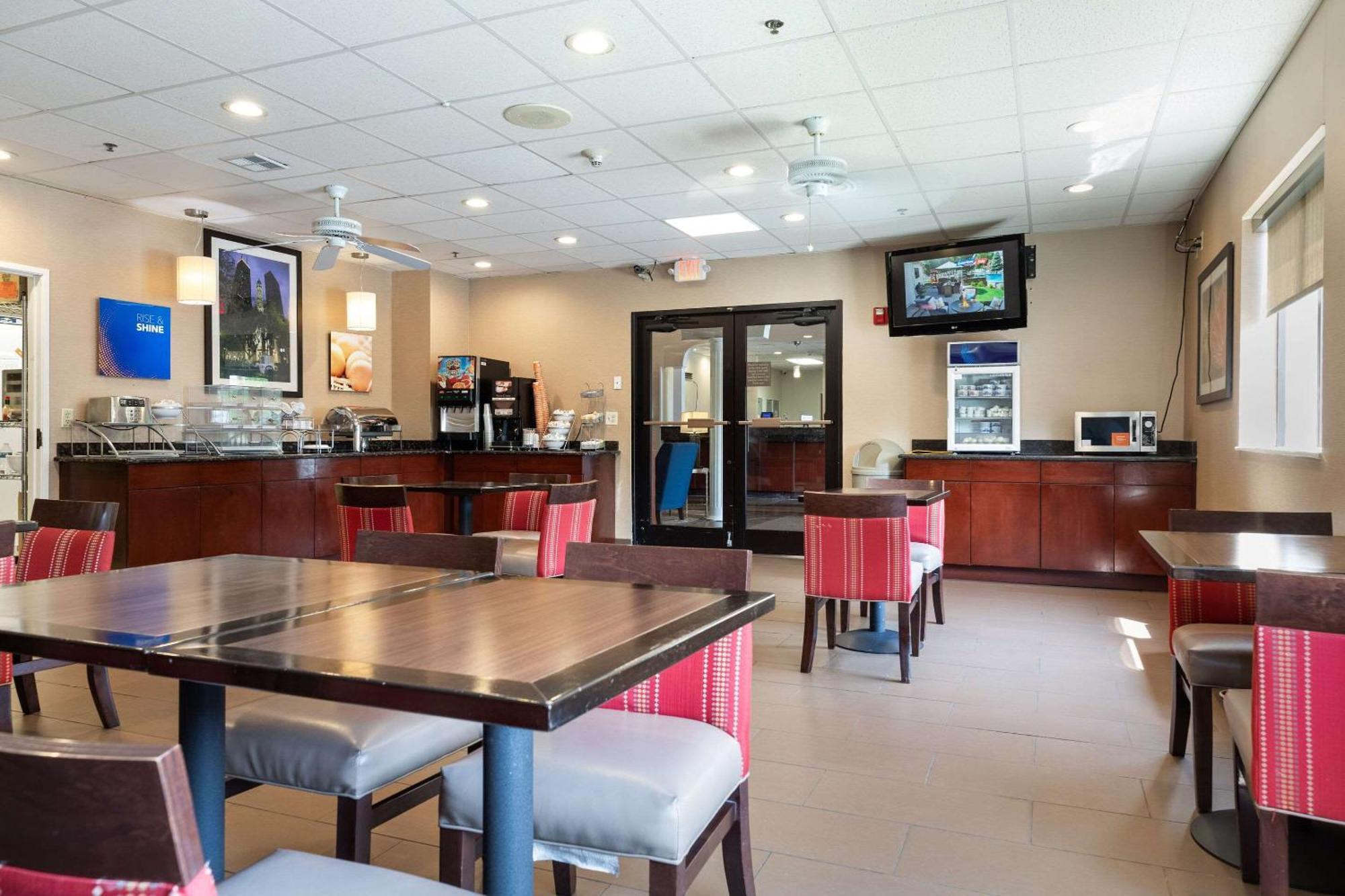 Comfort Suites Lombard - Addison Exteriér fotografie