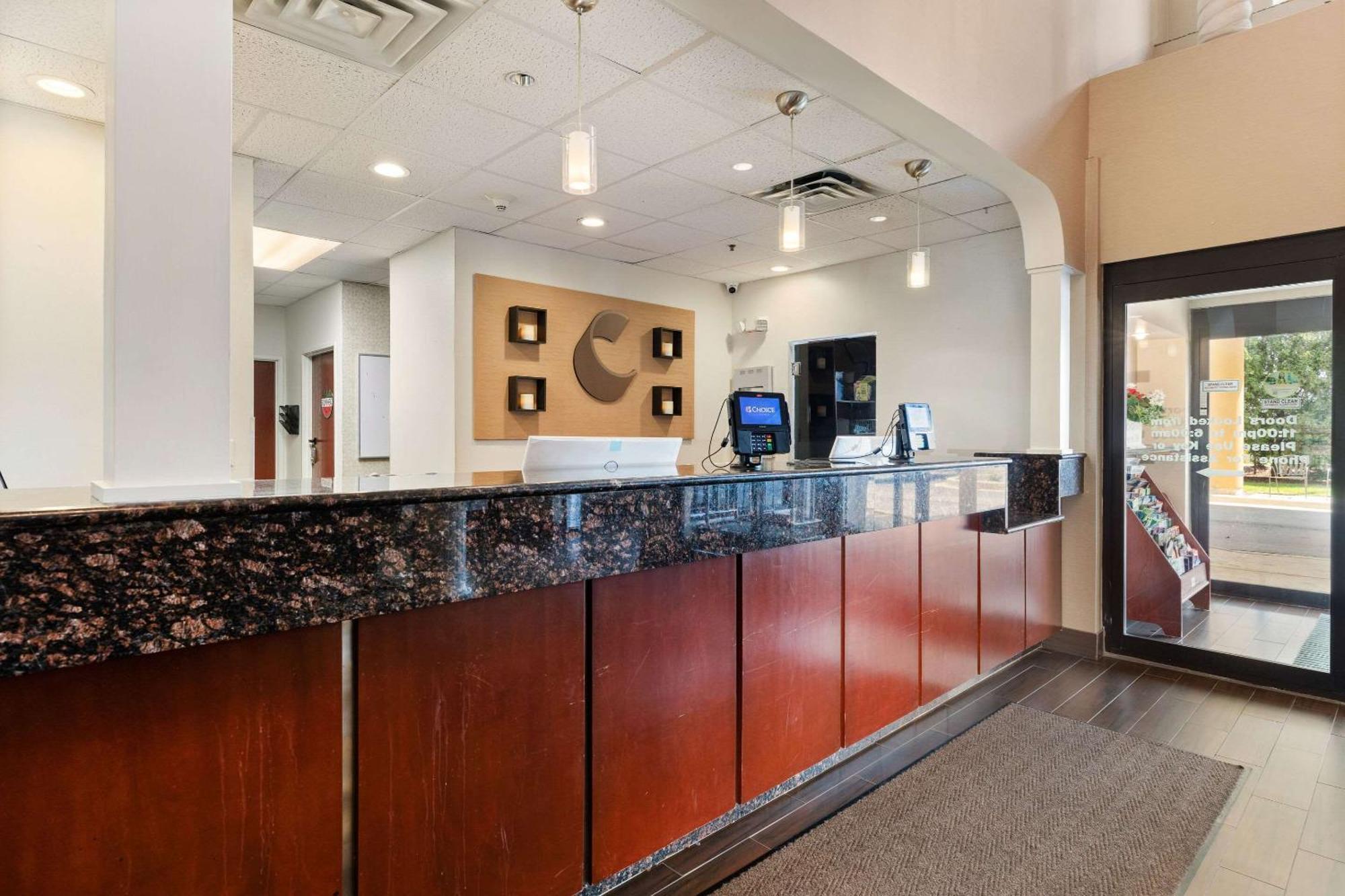 Comfort Suites Lombard - Addison Exteriér fotografie